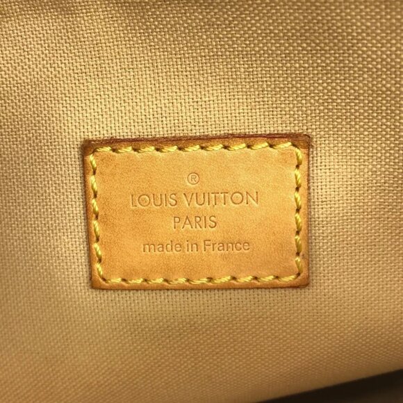 Louis Vuitton Checkered Shoulder Bag in Cream and Brown - Picture 10 of 12